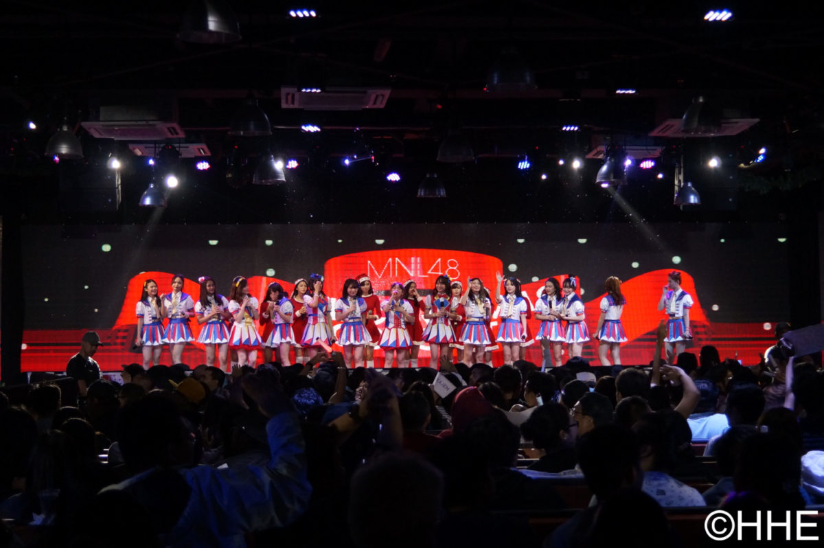 Mnl48 Successfully Holds First Christmas Mini-Concert