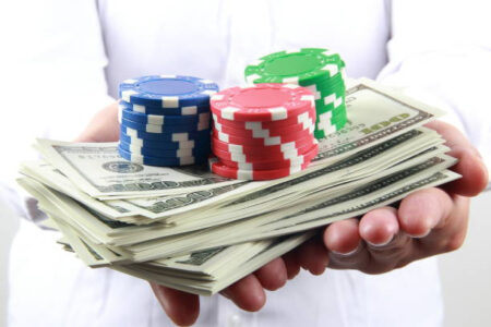 Make Money Playing Poker Online: Tips And Strategies For Success