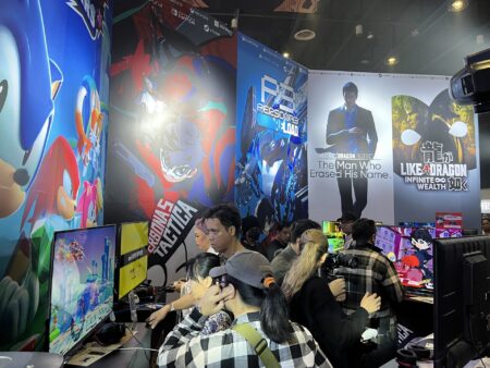 'Yakuza' And 'Persona' Draws Excited Crowd At Sega Booth